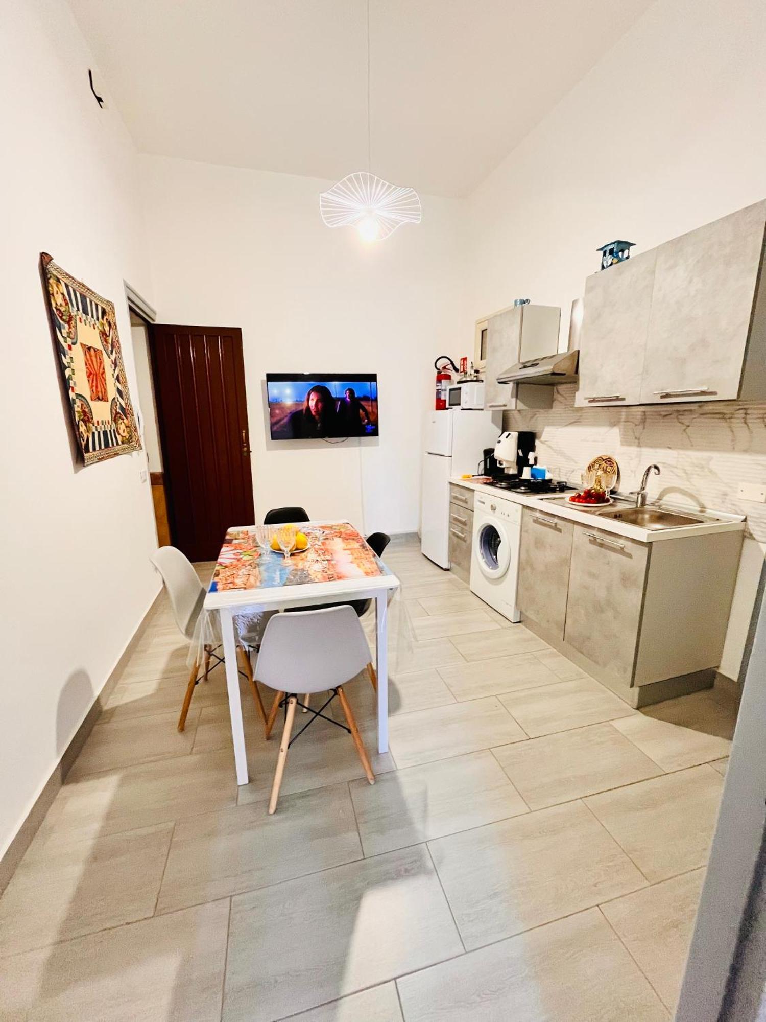 Casa Vacanza Cuto バゲリーア エクステリア 写真